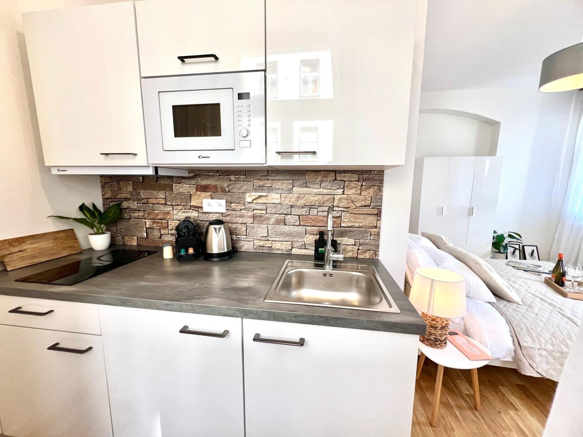 Treetess City Centre Prague Apartments Room photo