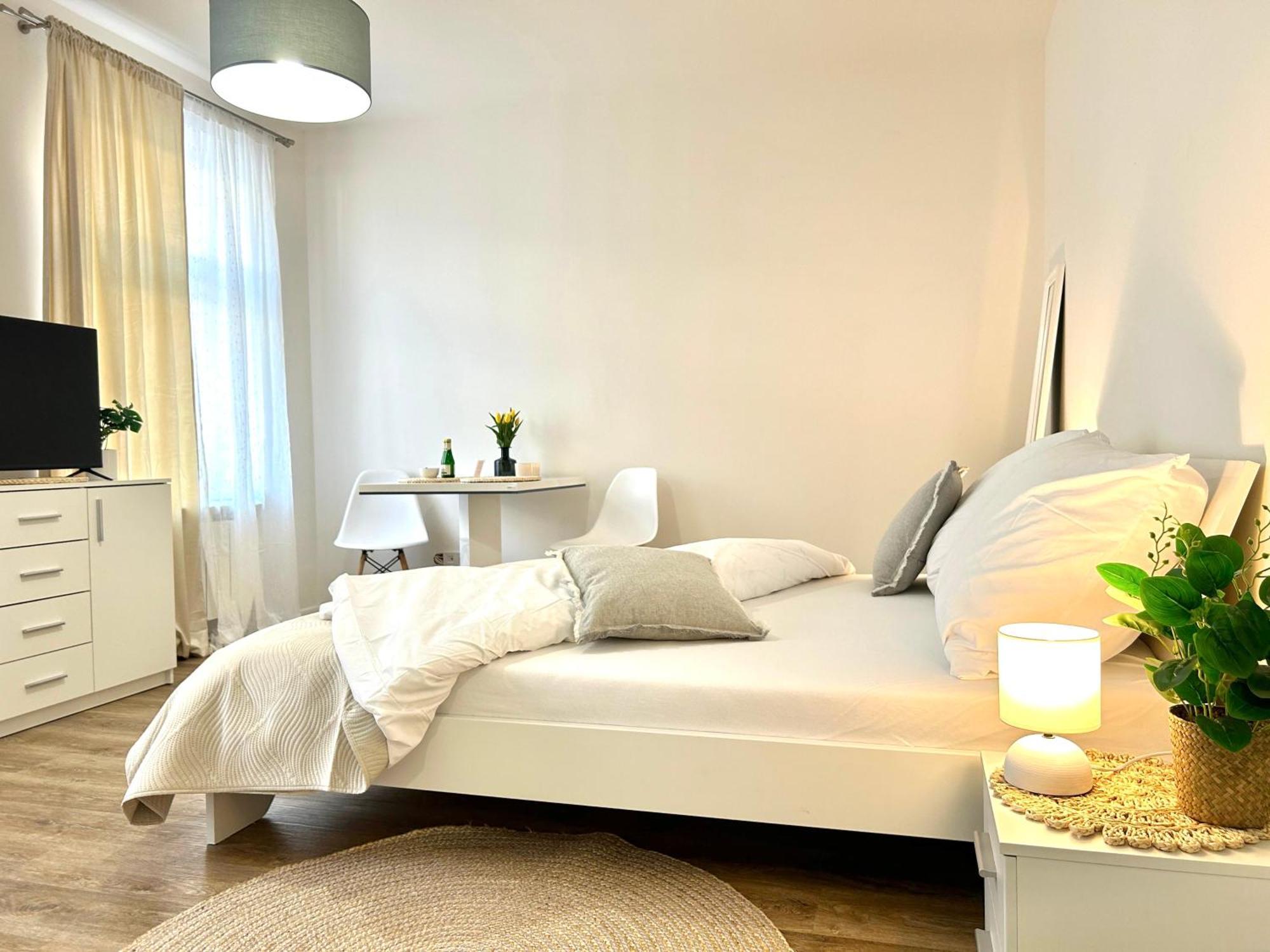 Treetess City Centre Prague Apartments Room photo
