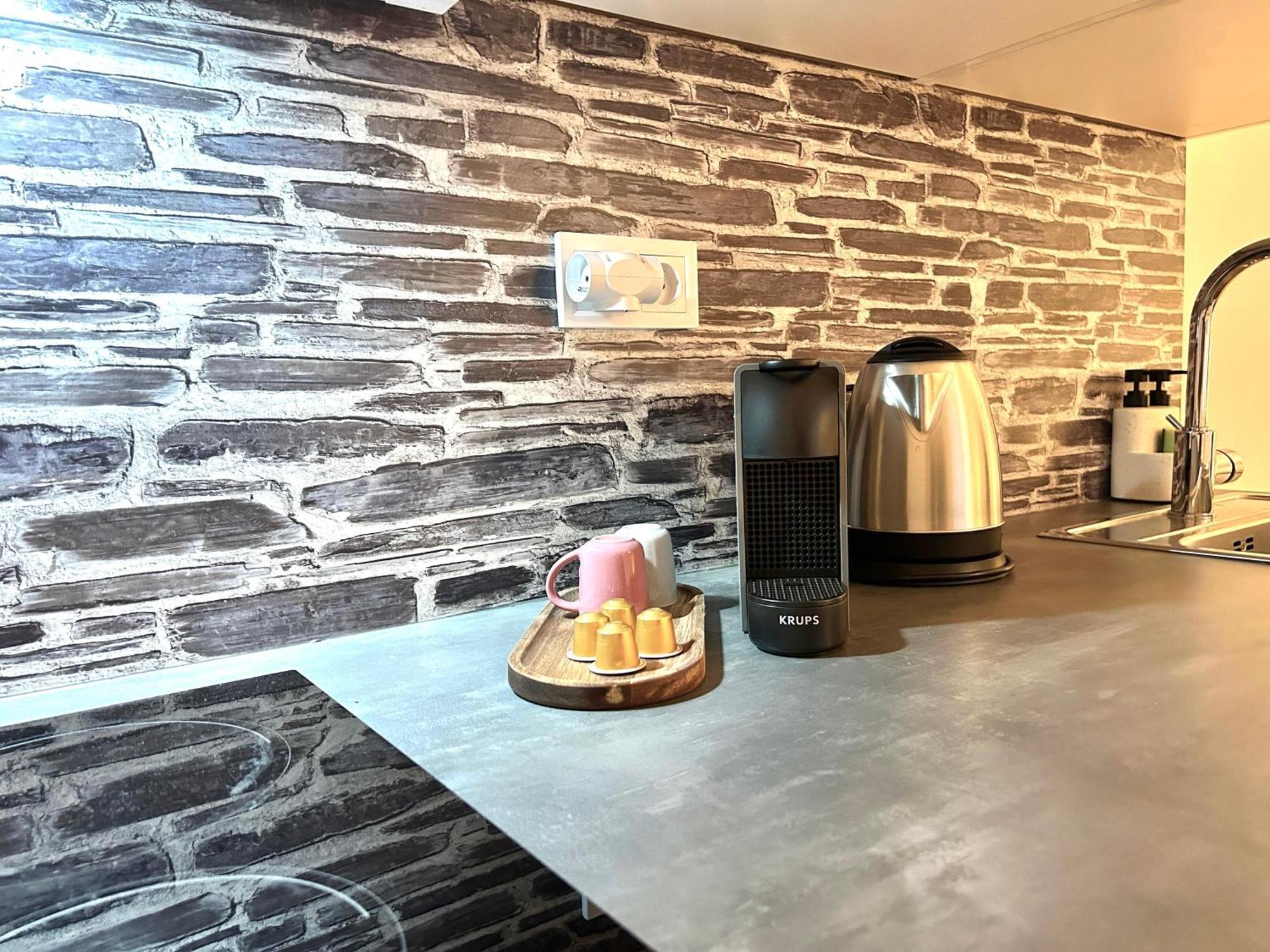 Treetess City Centre Prague Apartments Room photo